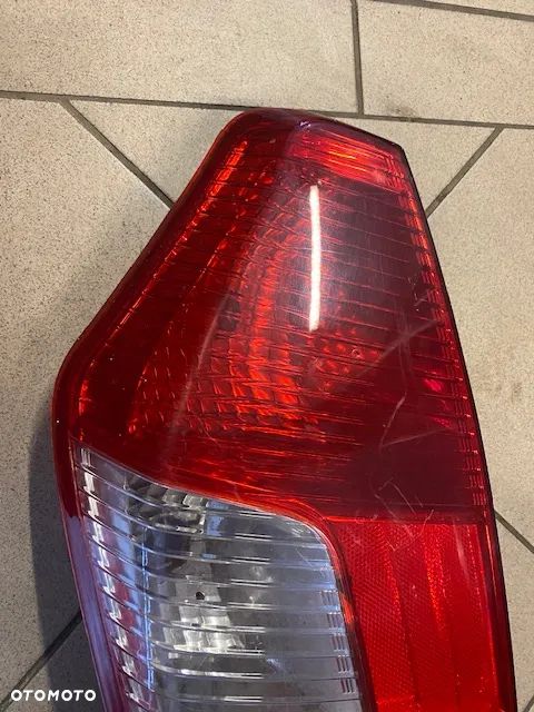 LAMPA TYŁ LEWA 92401-0X0XX PRAWA 92402-0X0XX HYUNDAI I10 - 2