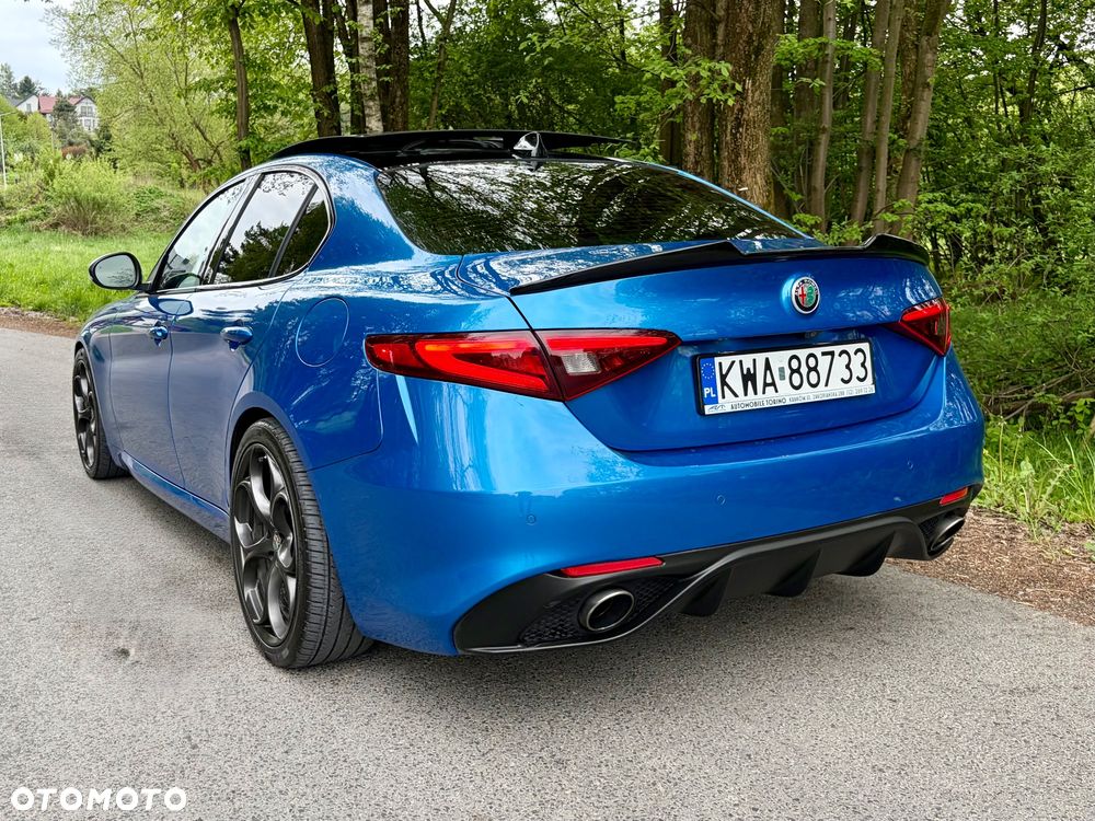 Alfa Romeo Giulia 2.0 Turbo 16V AT8 Veloce - 10