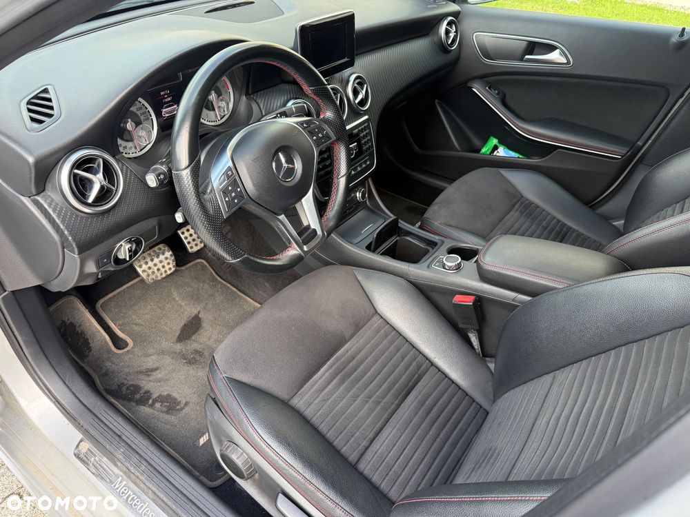 Mercedes-Benz Klasa A 180 7G-DCT AMG Line - 10