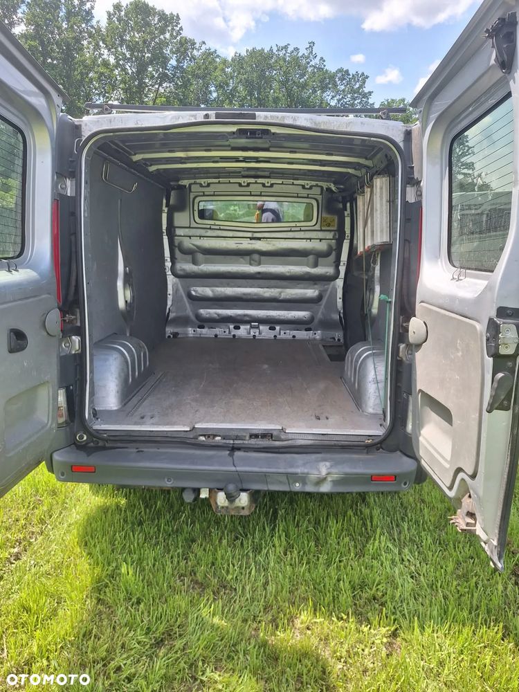 Renault TRAFIC - 4