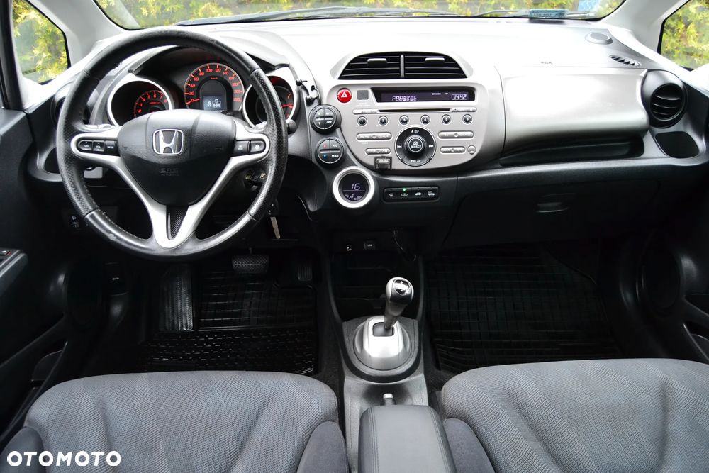 Honda Jazz 1.4 Elegance CVT - 21