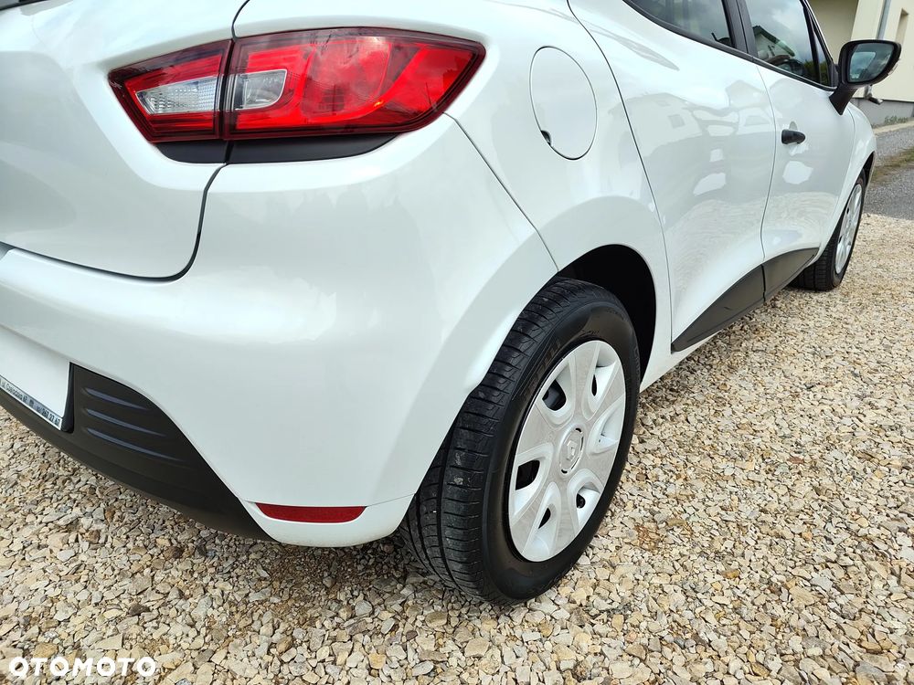 Renault Clio 1.5 dCi Energy Life EU6c - 11