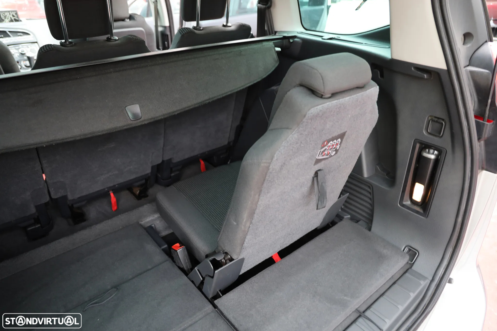 Peugeot 5008 e-HDI 115 ETG6 Stop&Start Active - 15