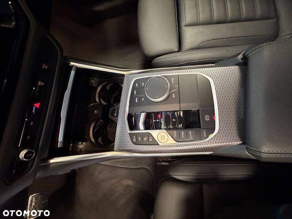 BMW Seria 3 - 11