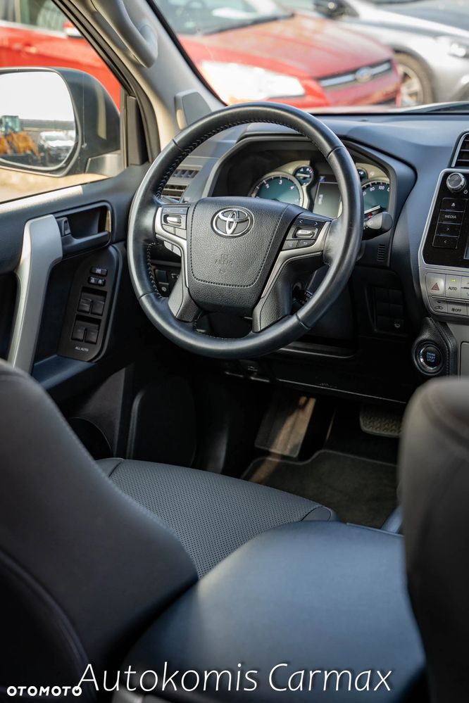 Toyota Land Cruiser LC 2.8 D-4D Premium - 19