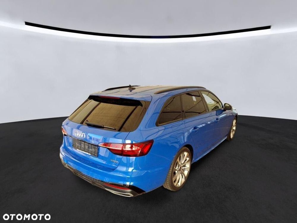 Audi A4 Avant 2023 photo 3