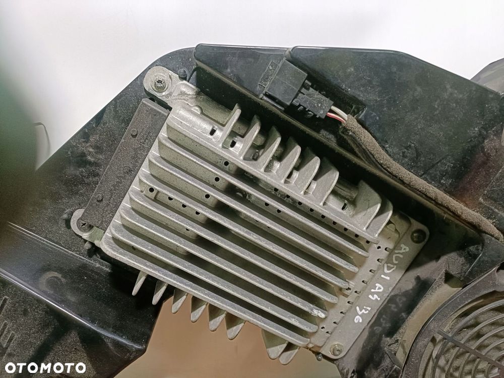 AUDI A4 B6 00-04 głośnik SUBWOOFER wzmacniacz 8E9035382C * - 4