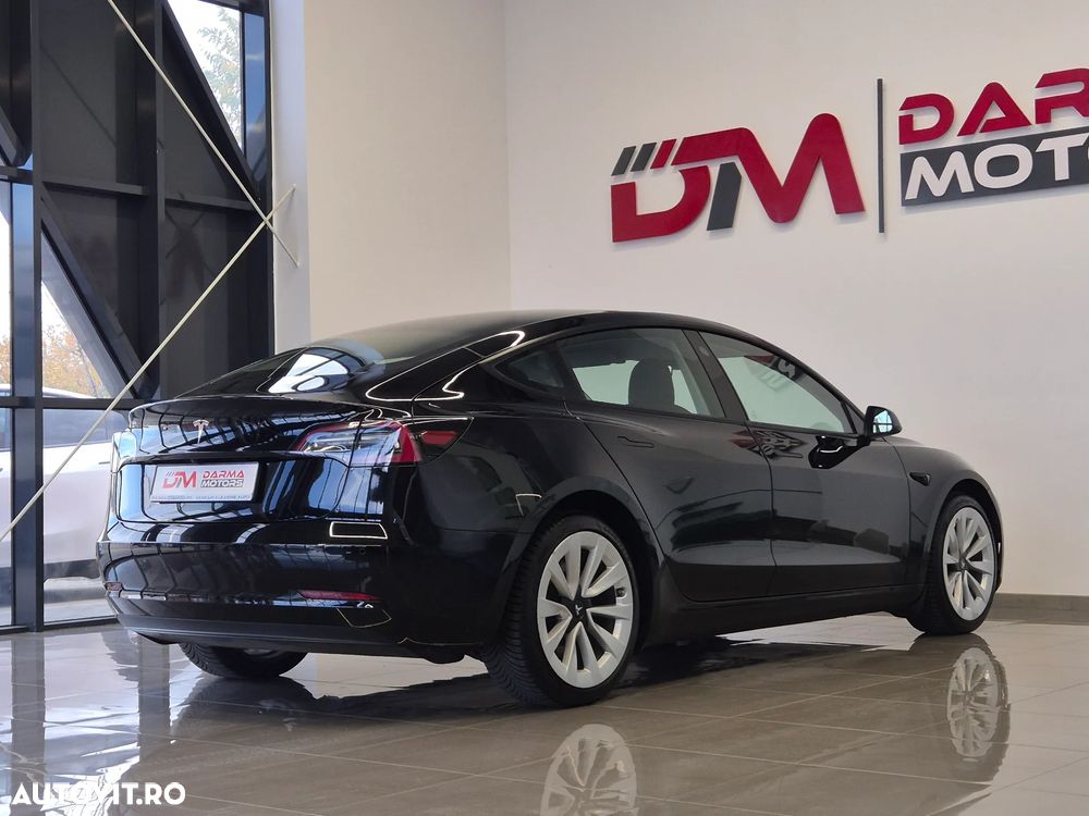 Tesla Model 3 Standard Reichweite Plus Hinterradantrieb - 5