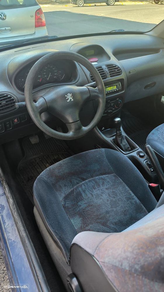 Peugeot 206 - 6