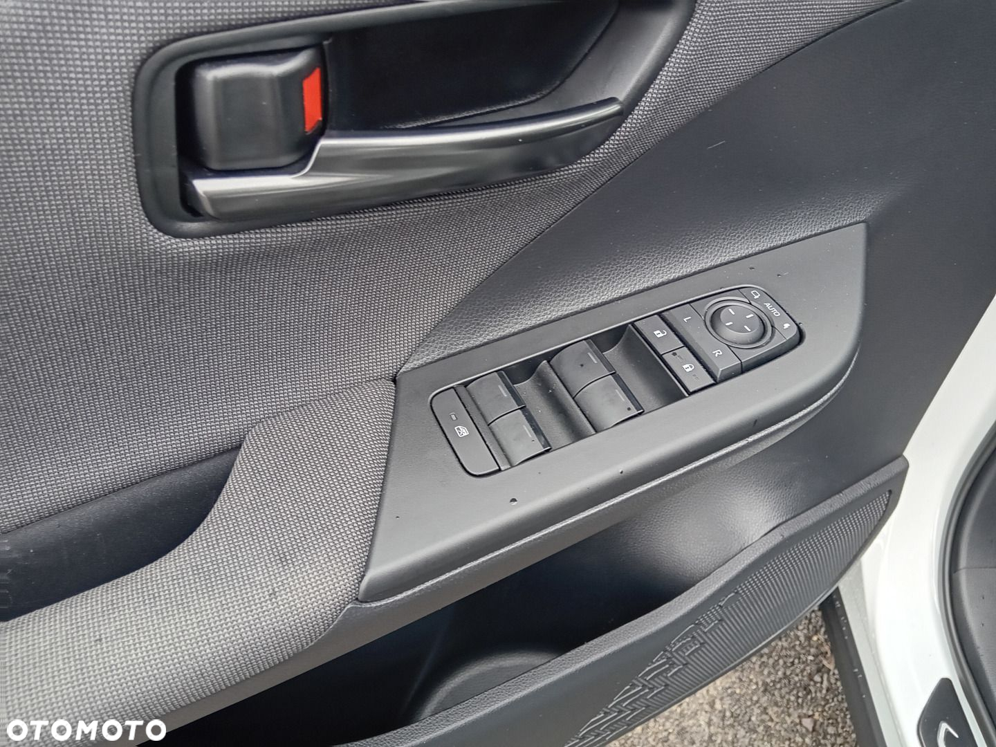 Toyota C-HR 2.0 Hybrid Dynamic Force Style - 26
