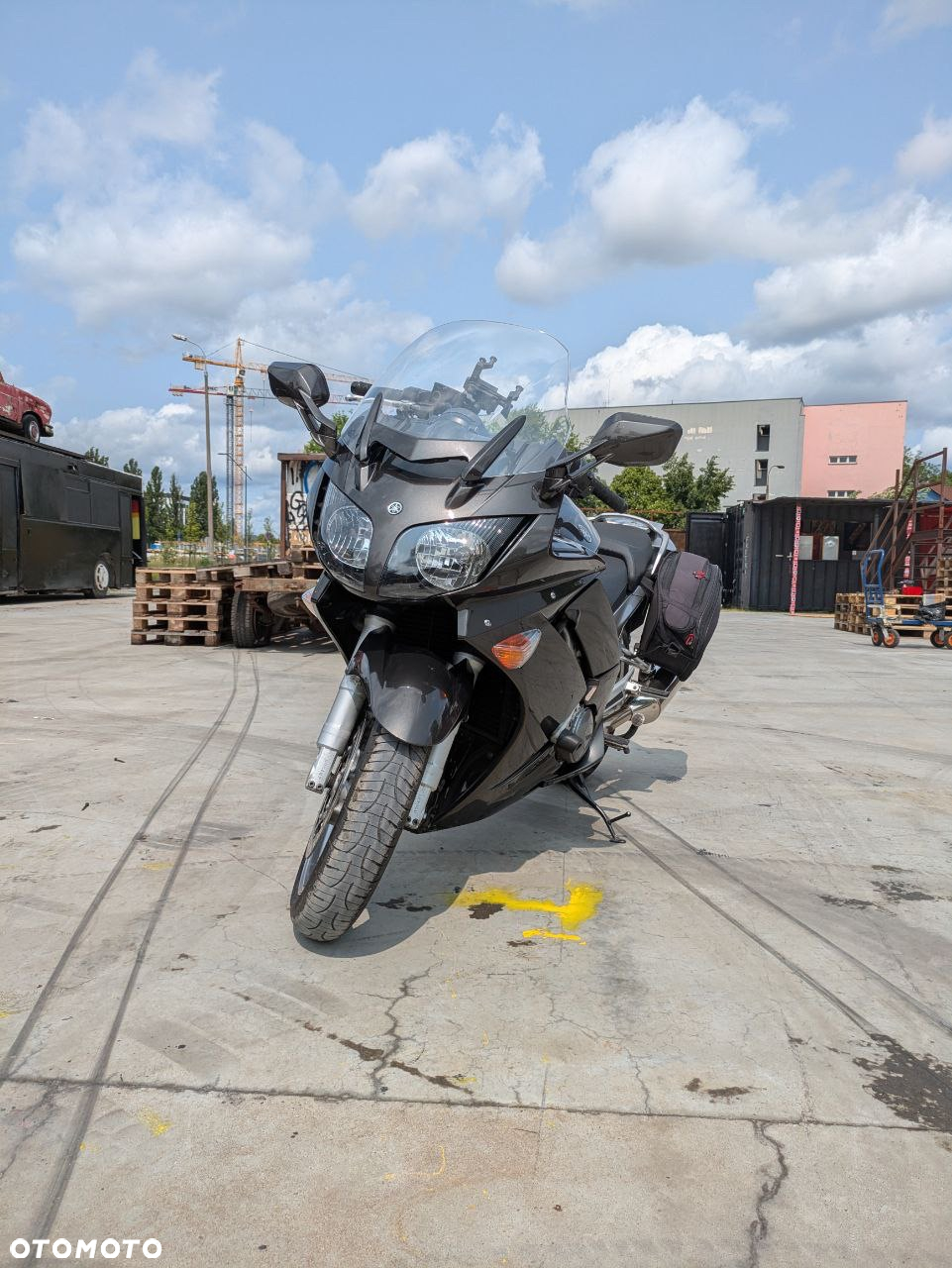 Yamaha FJR - 4