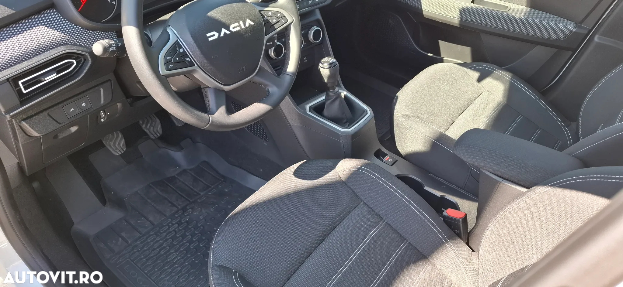 Dacia Logan ECO-G 100 MT6 XX - 18