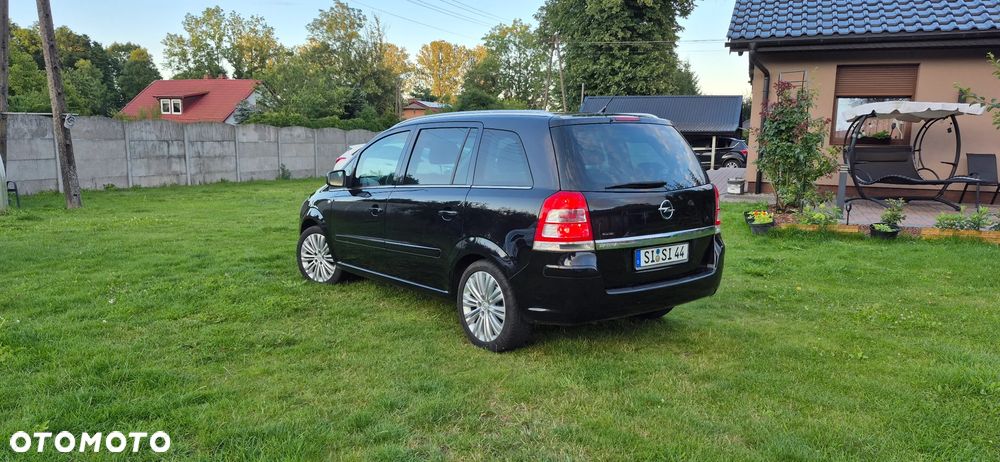 Opel Zafira - 5