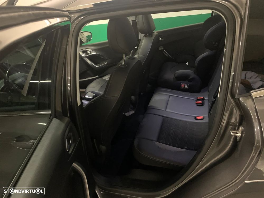 Peugeot 2008 1.6 BlueHDi Allure - 8