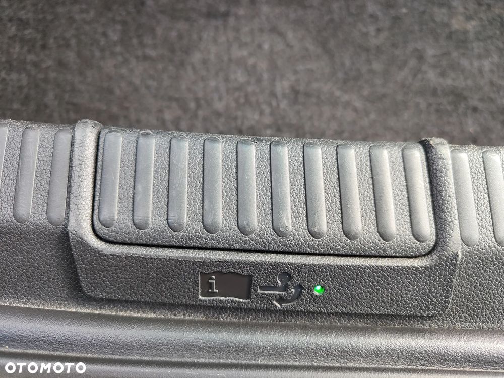 Skoda Superb 1.8 TSI DSG Style - 30