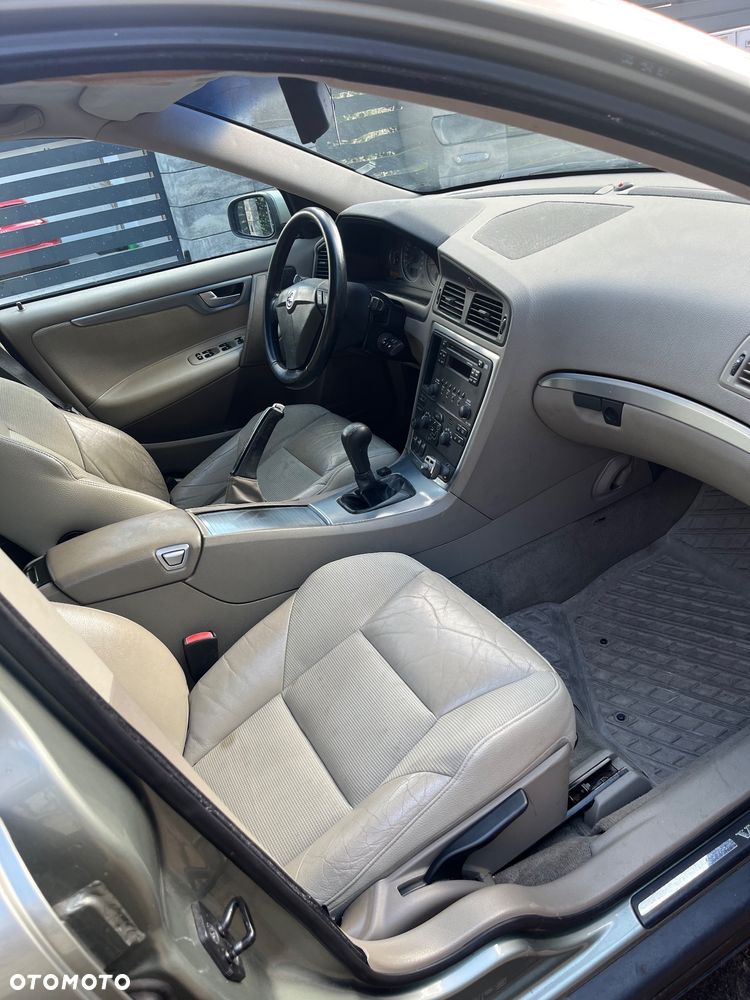 Volvo S60 2.4 '80' - 10