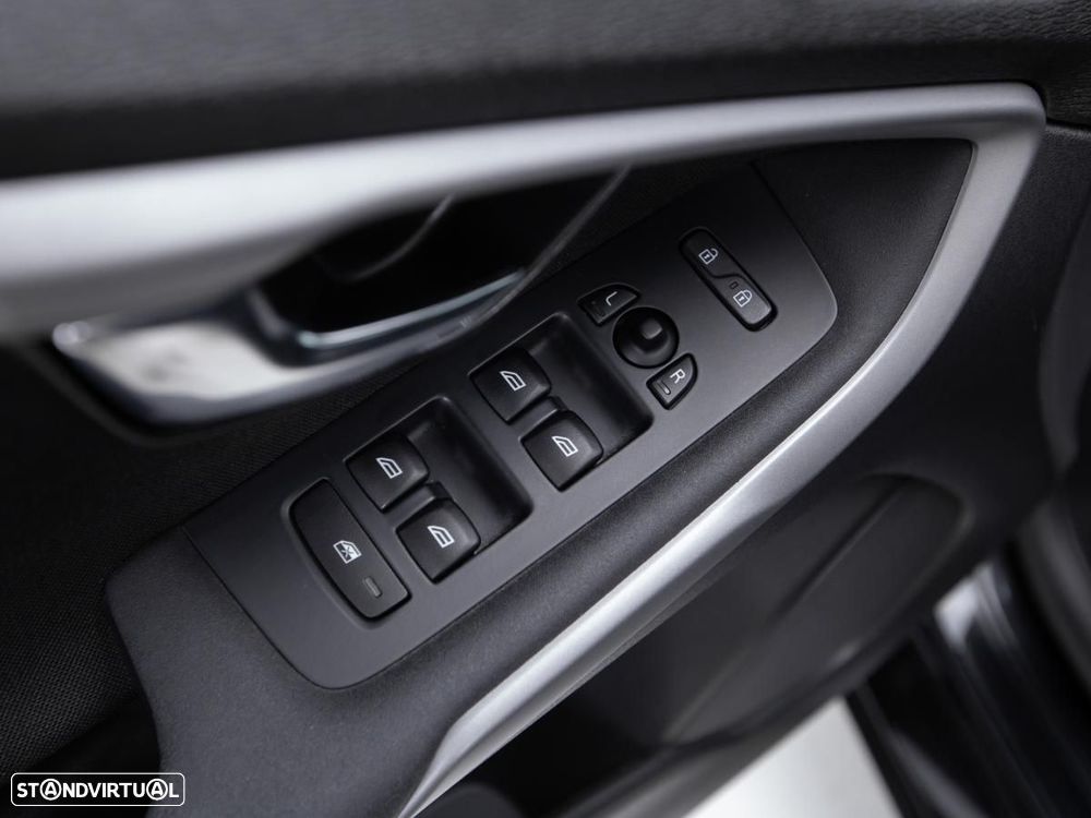 Volvo V40 - 12
