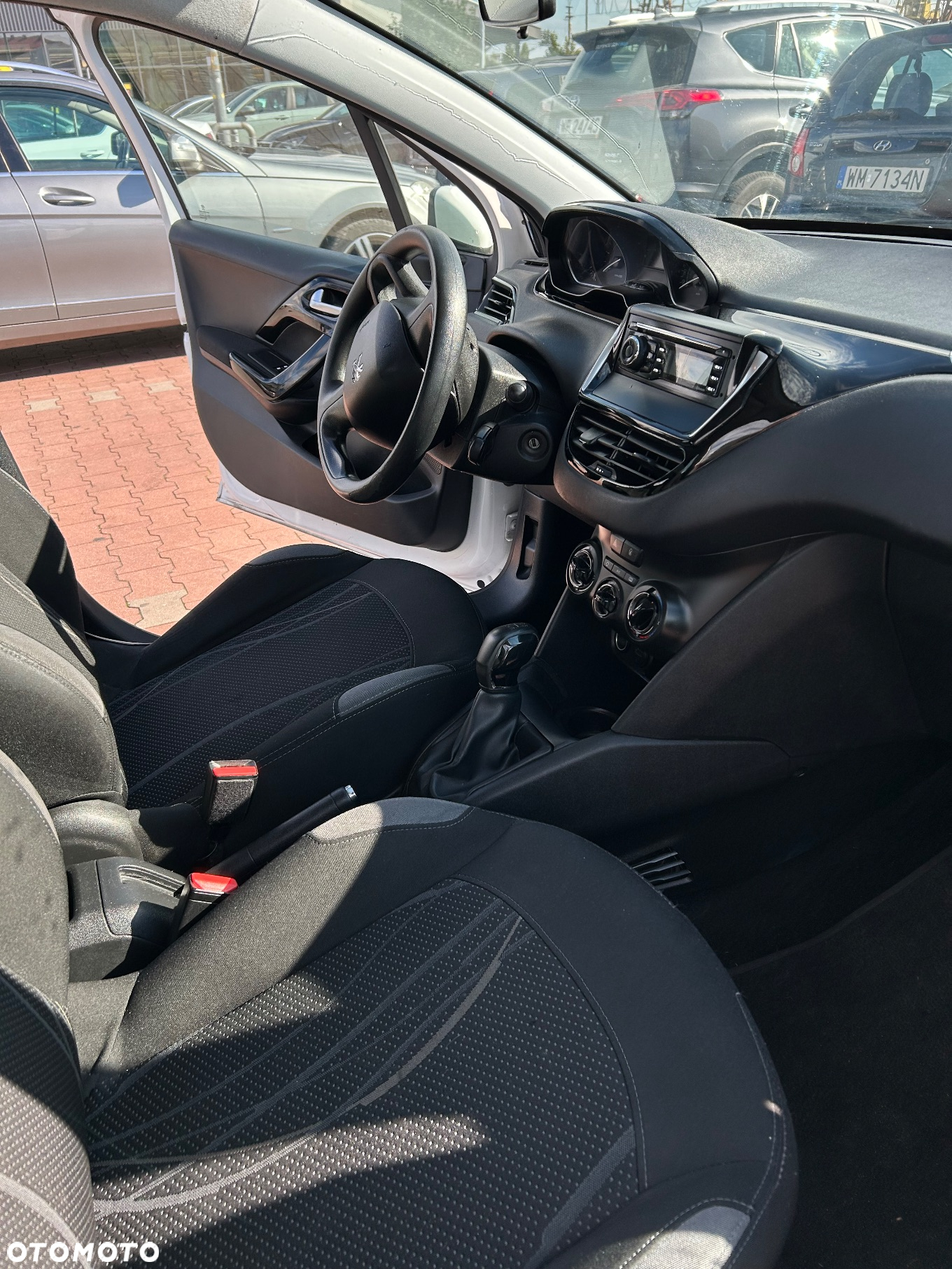 Peugeot 208 1.6 BlueHDi Active - 17