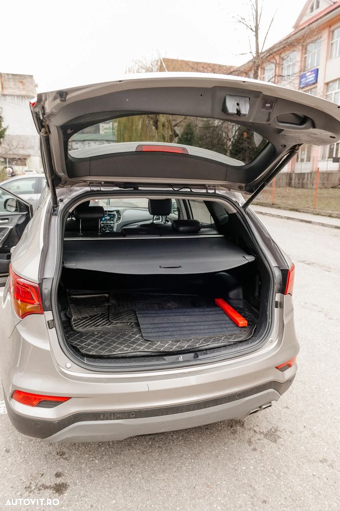Hyundai Santa Fe - 4