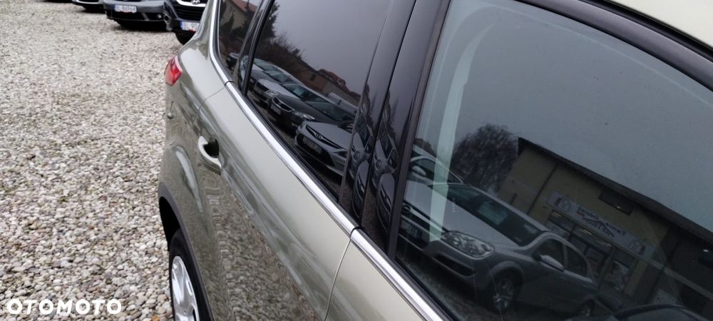 Ford Kuga 2.0 TDCi 2x4 Trend - 23