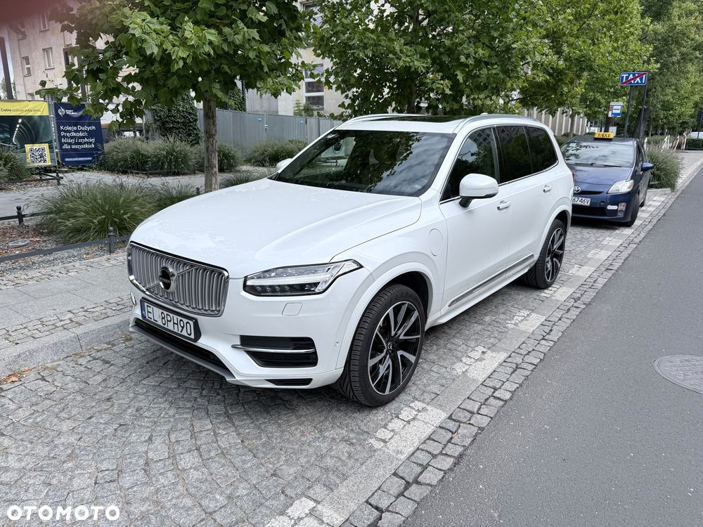 Volvo XC 90 - 8