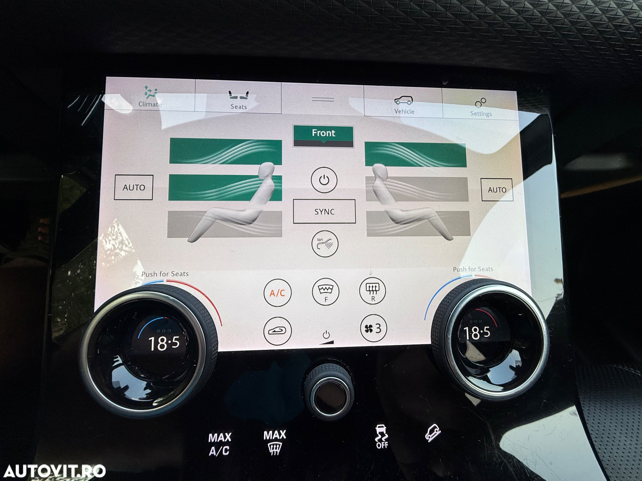 Land Rover Range Rover Velar 2.0 R-Dynamic S - 26
