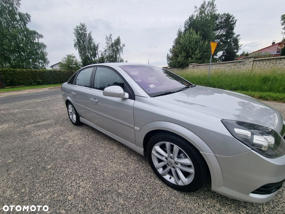 Opel Vectra GTS 1.9 CDTI - 3