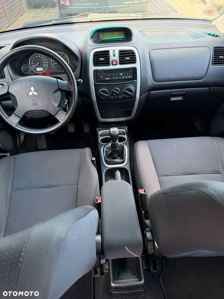 Mitsubishi Space Star 1.8 Intense - 10