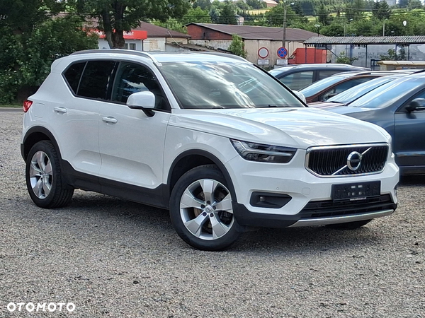 Volvo XC 40 D3 AWD Momentum
