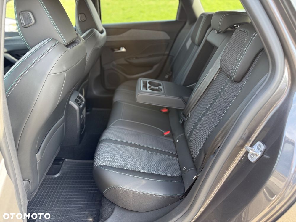 Peugeot 308 1.5 BlueHDi Active Pack Business S&S EAT8 - 26