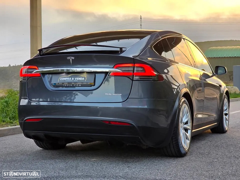 Tesla Model X 100 kWh Long Range AWD - 3