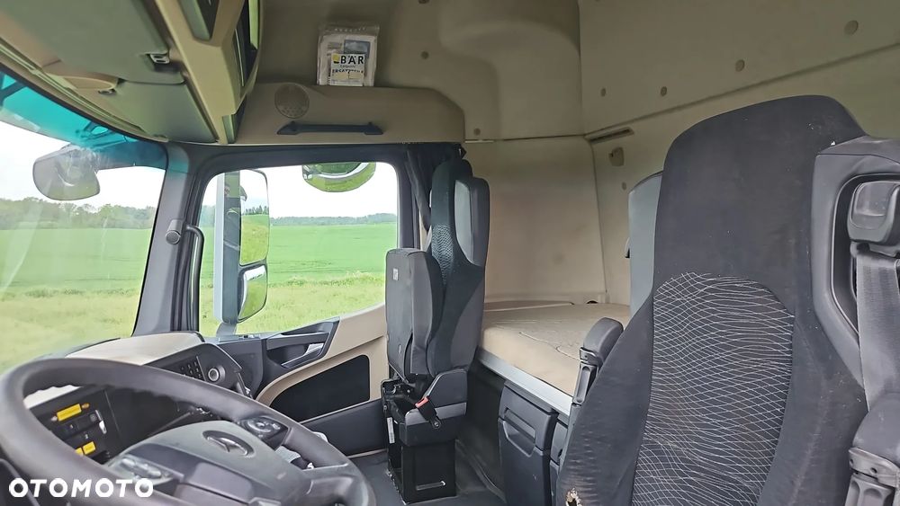 Mercedes-Benz Actros 2545 - 11