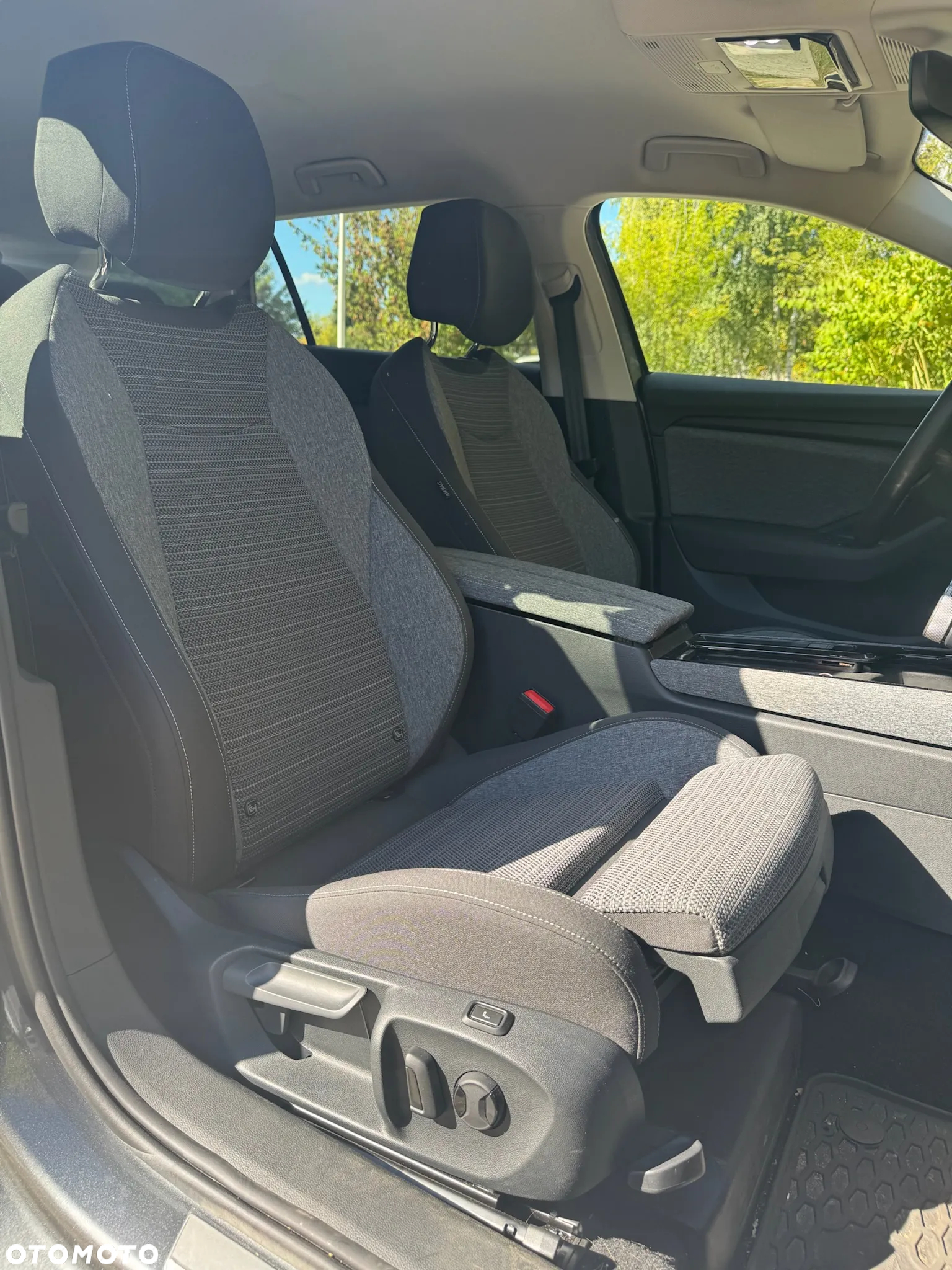 Skoda Superb 1.5 TSI mHEV Selection DSG - 10