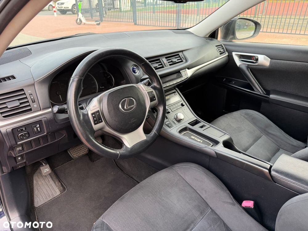 Lexus CT 200h Elegance - 11