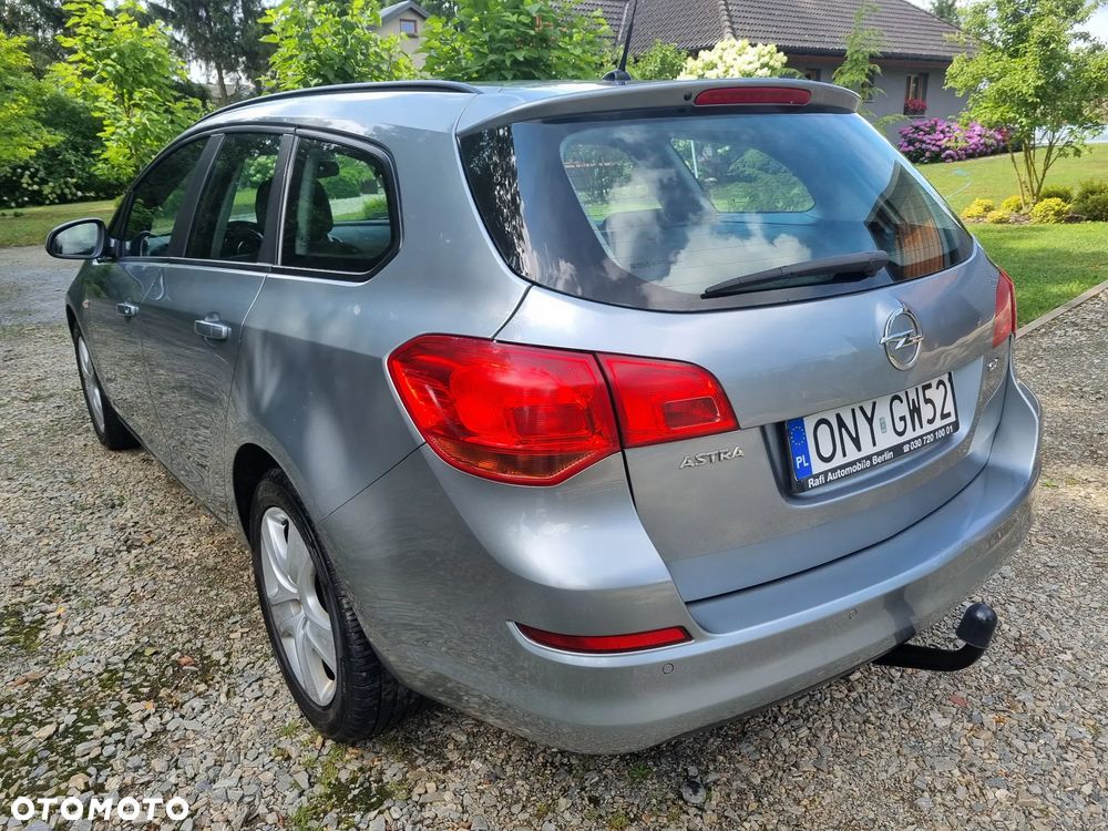 Opel Astra 1.7 CDTI DPF Sport - 4