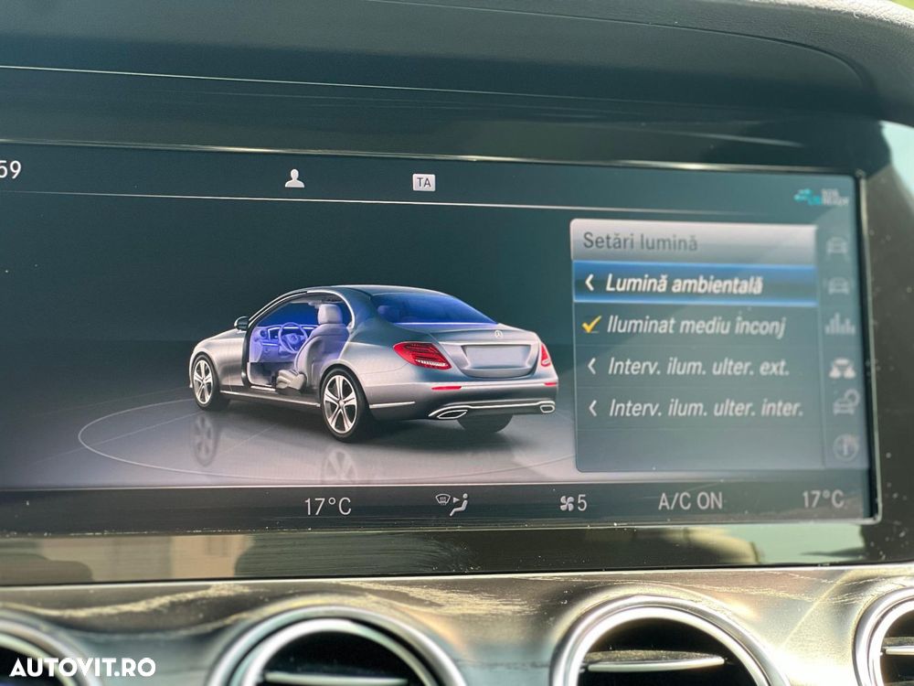Mercedes-Benz E 200 4MATIC - 27