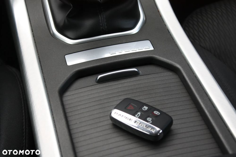 Land Rover Range Rover Evoque TD4 SE Dynamic - 31