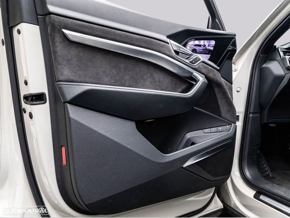 Audi e-tron Sportback - 15