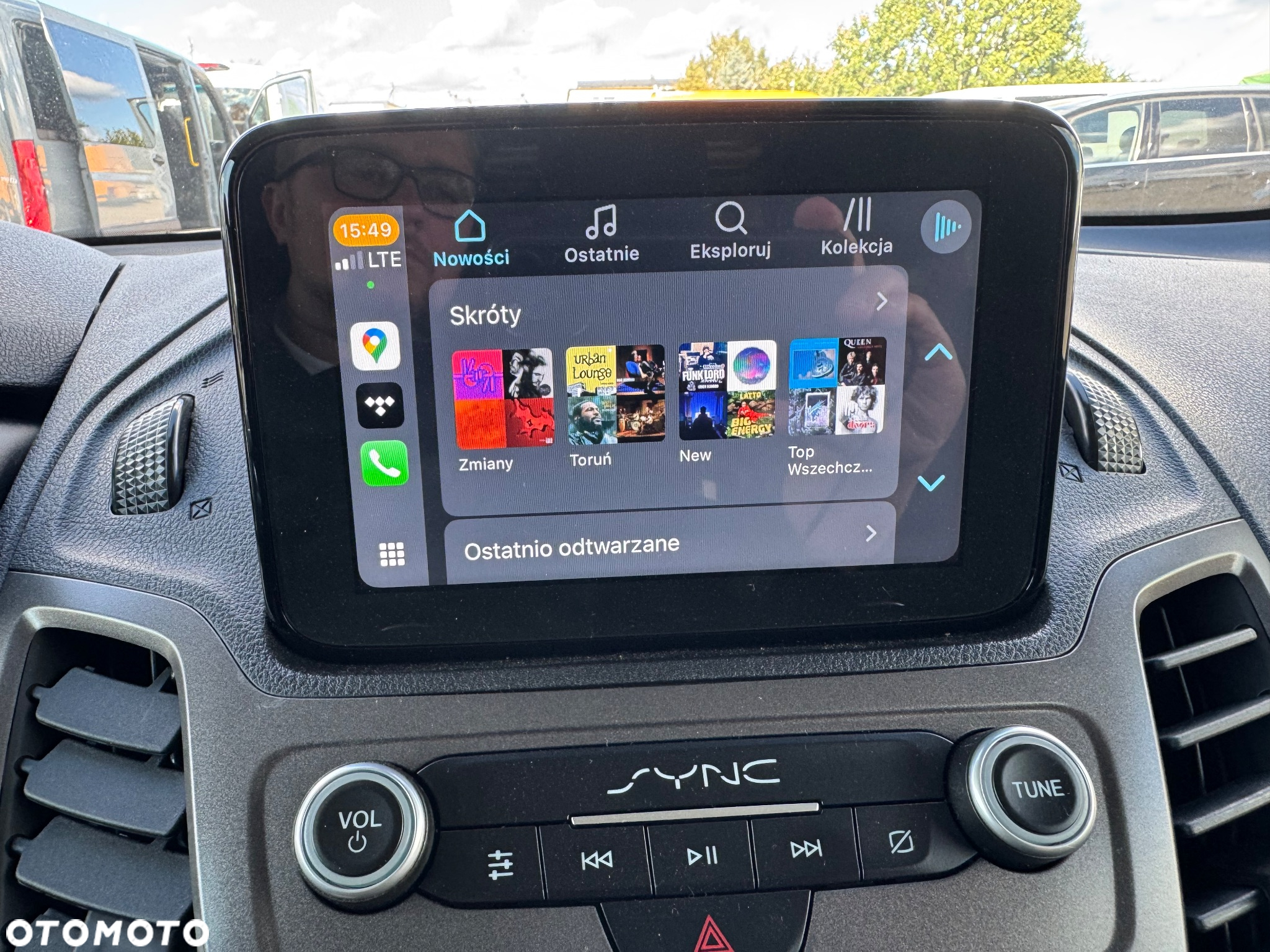 Ford Transit Connect - 21