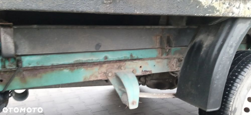 Mercedes-Benz Sprinter 208 - 18