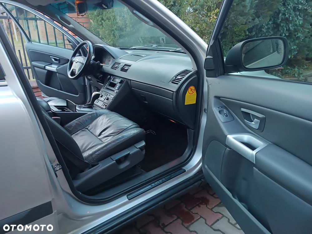 Volvo XC 90 2.4 D5 - 15
