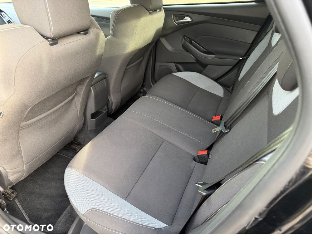 Ford Focus 2.0 EcoBoost ST-2 - 11