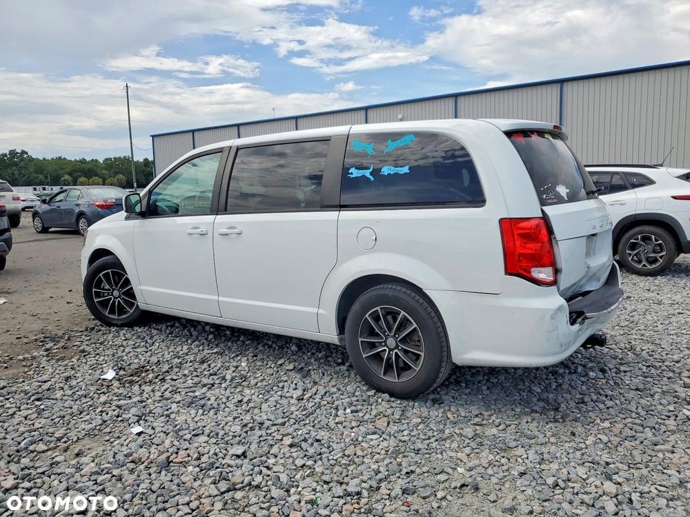 Dodge Grand Caravan 3.6 R/T - 25
