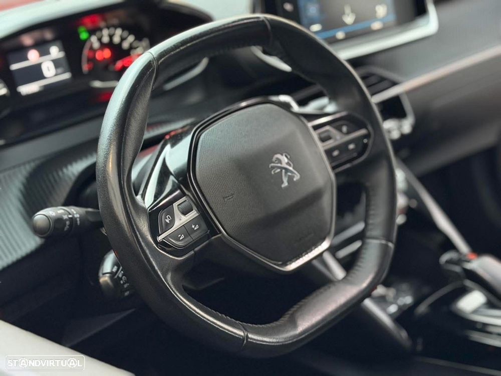Peugeot 2008 1.5 BlueHDi Allure Pack EAT8 - 15