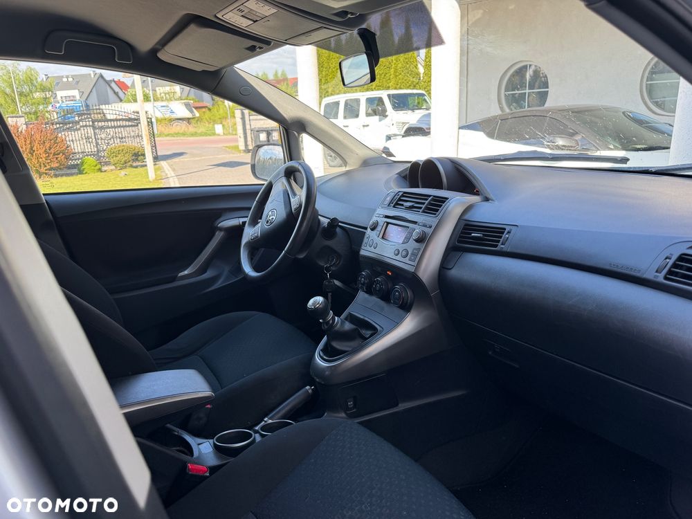 Toyota Verso 1.6 7-Sitzer Comfort - 7