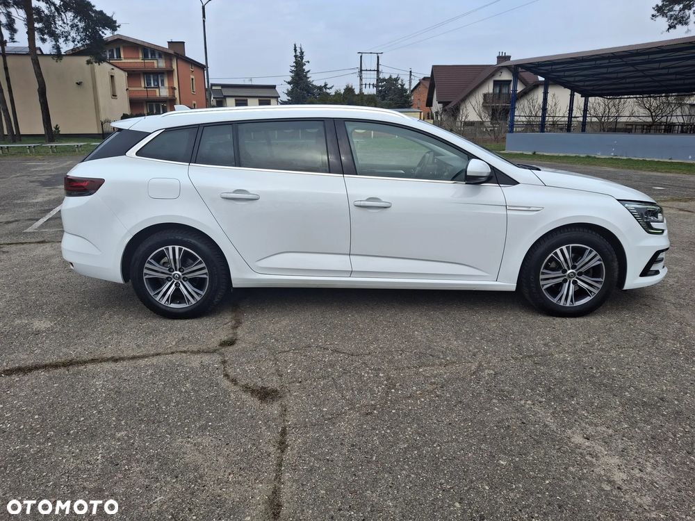 Renault Megane 1.5 Blue dCi Zen - 4