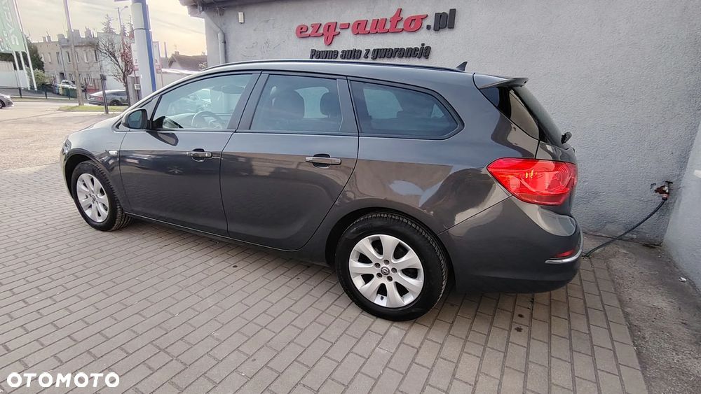 Opel Astra 1.4 T Cosmo EU6 - 4