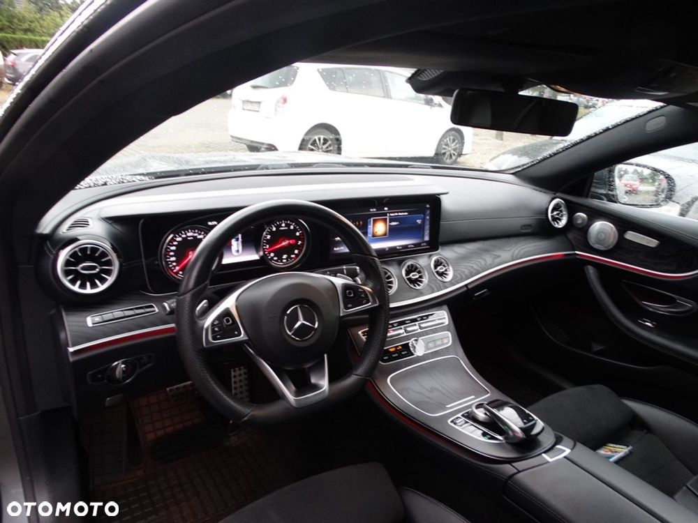 Mercedes-Benz Klasa E 200 9G-TRONIC AMG Line - 10