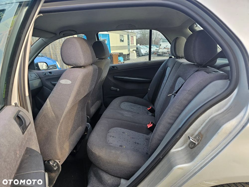 Skoda Fabia 1.4 Basic - 6