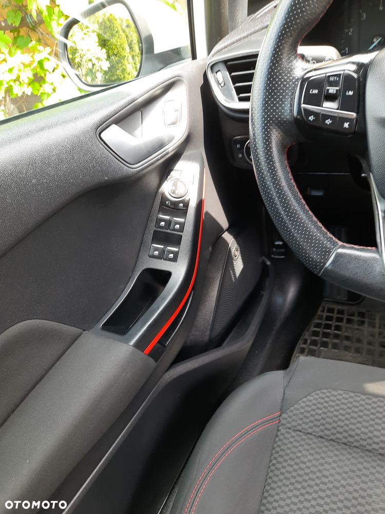 Ford Fiesta 1.0 EcoBoost STart-Stop ST-LINE - 14